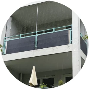 Balkonkraftwerk mit flexiblen Solarmodulen in München